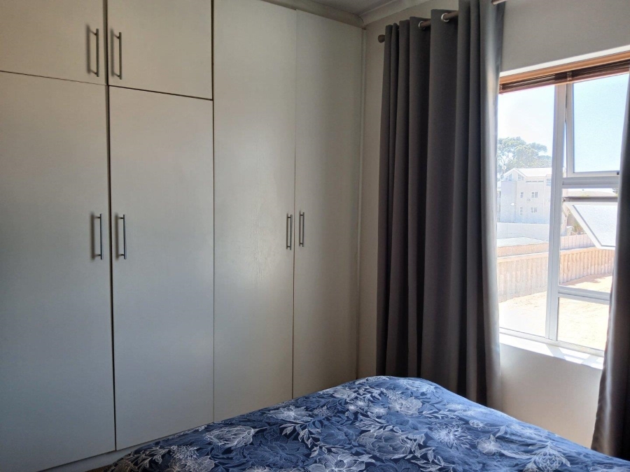 2 Bedroom Property for Sale in Okennedyville Western Cape